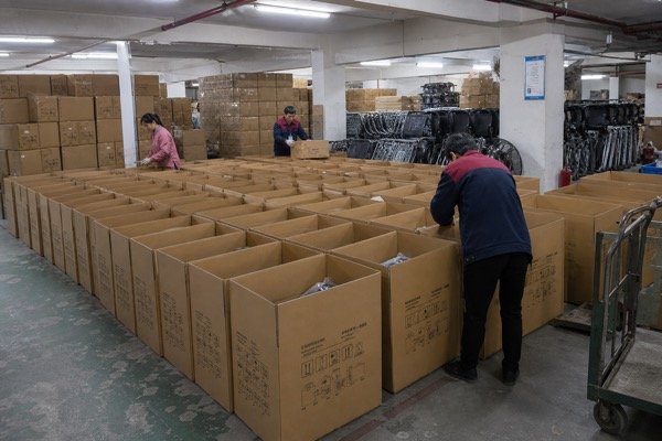Office chair cartons ready for MOQ planning